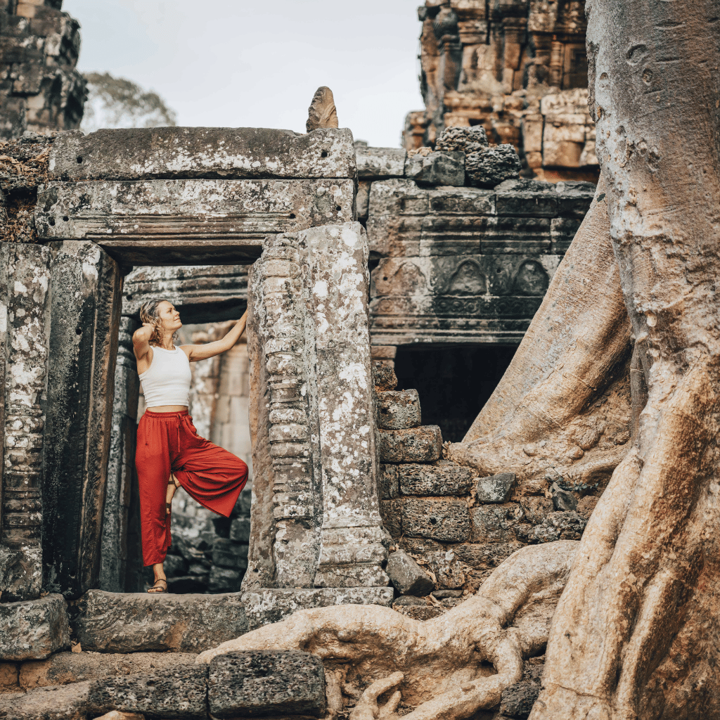 Immersion humaine et yoga au Cambodge avec Manon